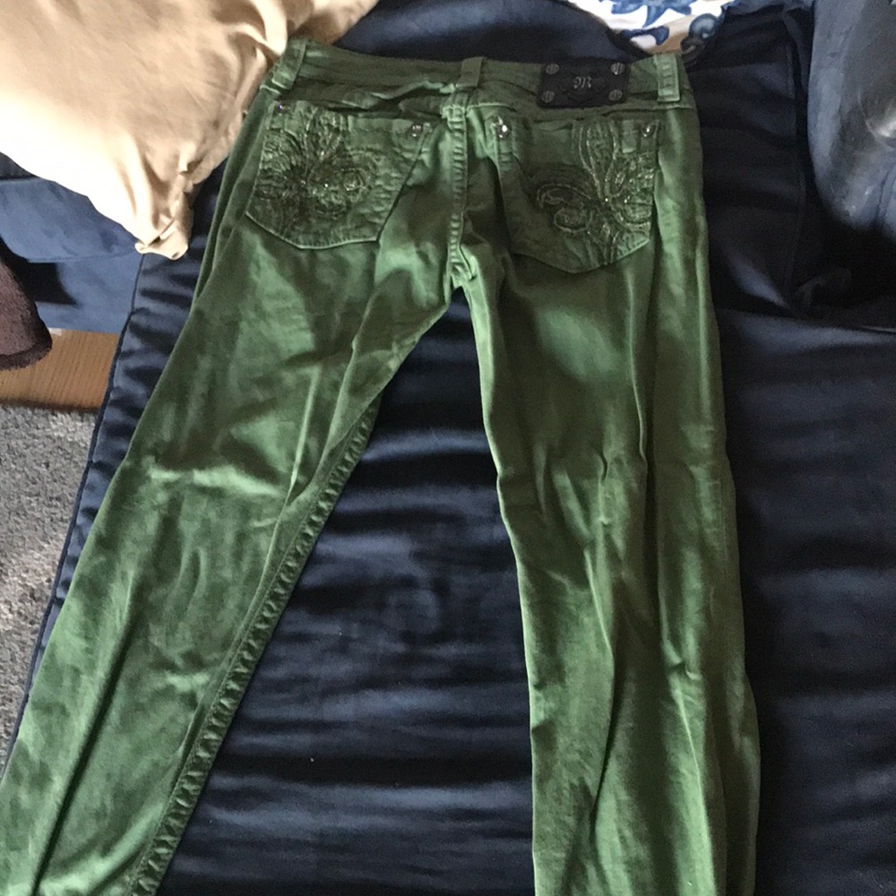 Super cute miss me jeans!!